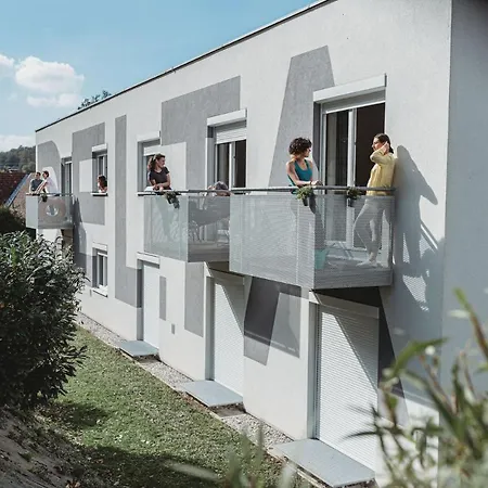Apartment Stadturlaub Im Grunen - In Mit Beachvolleyball & Grillplatz *